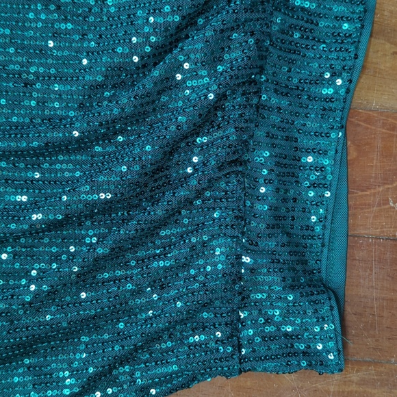 Jasambac Green Sequins Blouse with cold shoulder size XL - Picture 2 of 6
